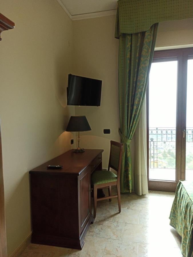 Hotel Primavera Dell'Etna زافيرانا إتنيا المظهر الخارجي الصورة