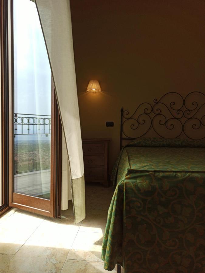 Hotel Primavera Dell'Etna زافيرانا إتنيا المظهر الخارجي الصورة