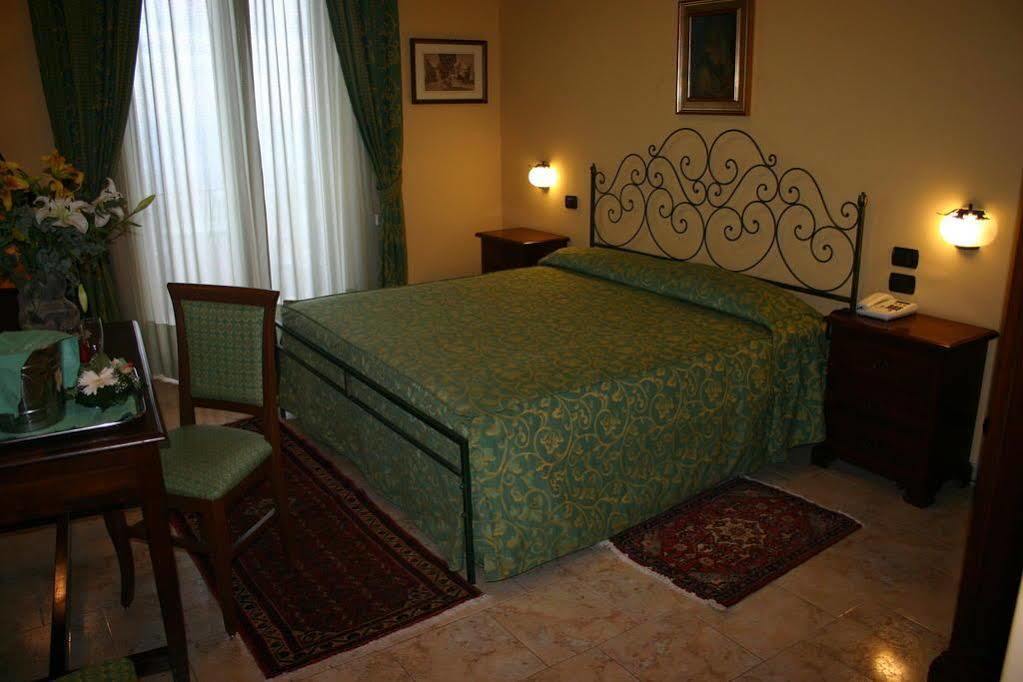 Hotel Primavera Dell'Etna زافيرانا إتنيا المظهر الخارجي الصورة